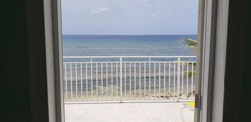 Luxury Villa, 3 Yatak Odası, Havuz Kullanımı, Denize Sıfır