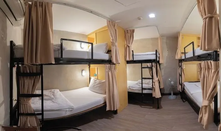 6 Bed Mixed Dorm