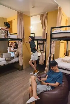 6 Bed Mixed Dorm