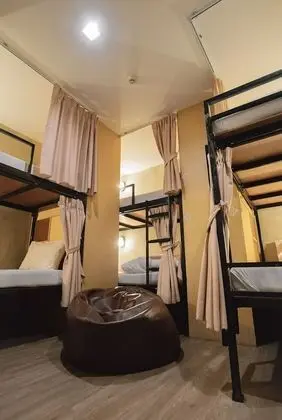 6 Bed Mixed Dorm