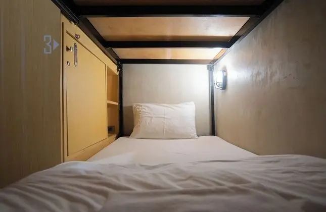 6 Bed Mixed Dorm