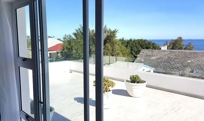 Premium Tek Büyük Yataklı Oda, 1 En Büyük (King) Boy Yatak, Banyolu/Duşlu, Okyanusa Sıfır