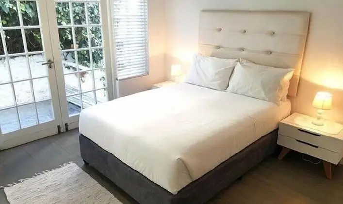 Standard Tek Büyük Yataklı Oda, 1 Çift Kişilik Yatak, Avlu Manzaralı, Dağ Yamacı