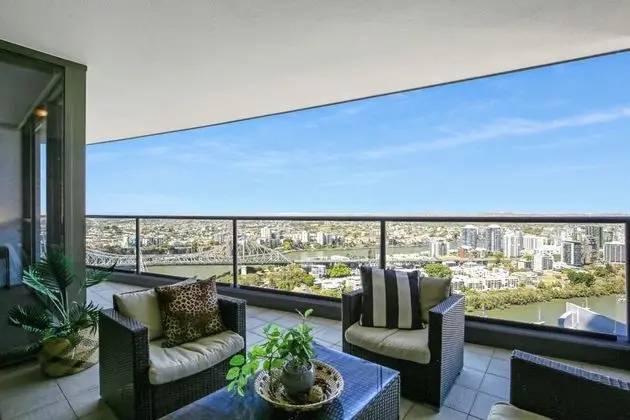 Luxury Apart Daire, 2 Yatak Odası, Balkon, Nehir Manzaralı