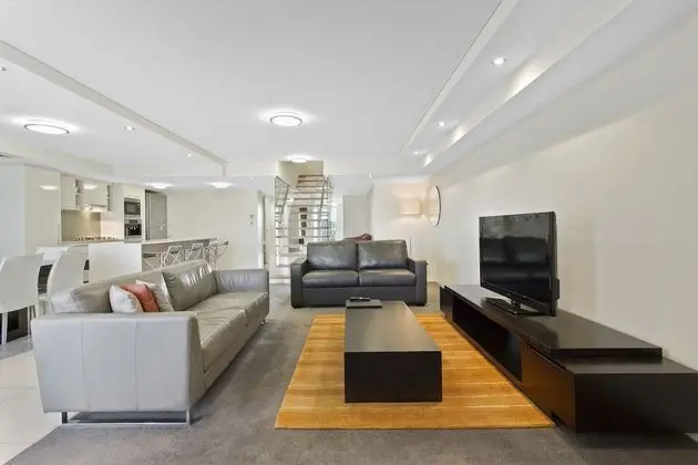 Çatı Katı Süiti (Penthouse)