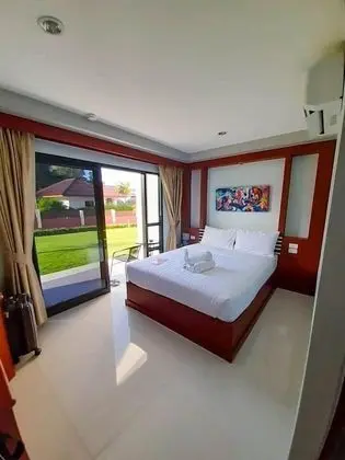 Deluxe Tek Büyük Yataklı Oda