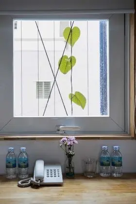Ortak Ranzalı Oda, Sadece kadınlar için, Ortak Banyo