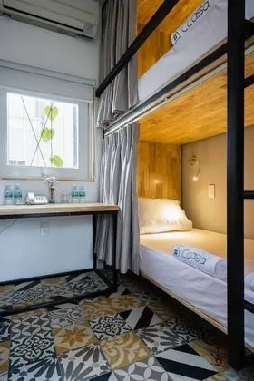 Ortak Ranzalı Oda, Sadece kadınlar için, Ortak Banyo