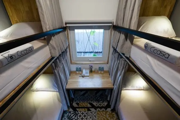 Ortak Ranzalı Oda, Sadece kadınlar için, Ortak Banyo
