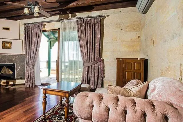 İptal Edilemez Deluxe Suite