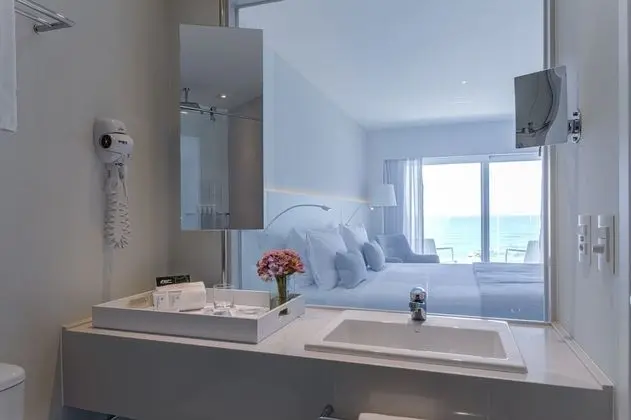 Quarto casal luxo com varanda, Vista para o mar