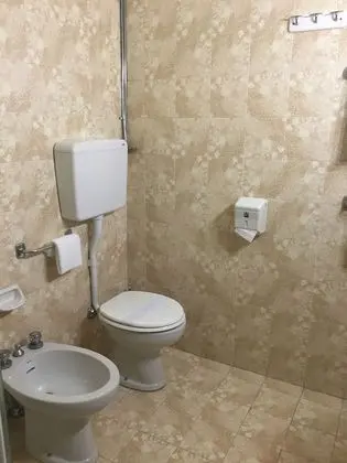 Economy Tek Büyük Yataklı Oda