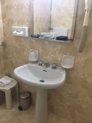 Economy Üç Kişilik Oda