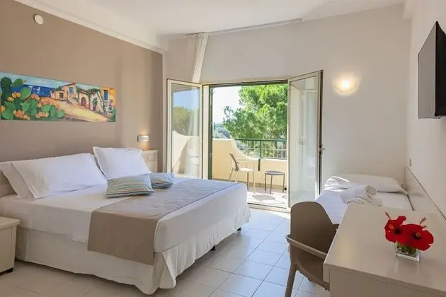Comfort Dört Kişilik Oda, Park Manzaralı