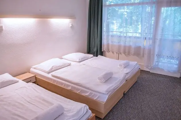 Üç Kişilik Oda, Balkon