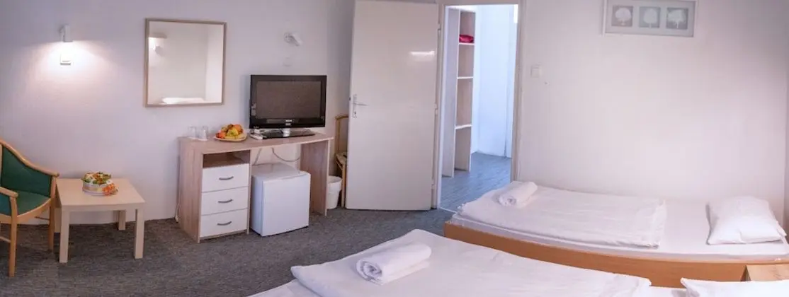 Üç Kişilik Oda, Balkon