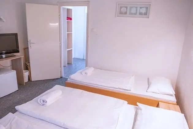 Üç Kişilik Oda, Balkon