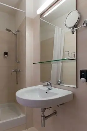 Tek Kişilik Oda