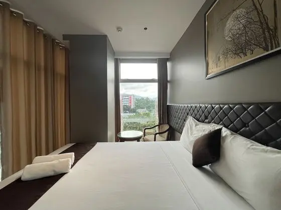 Deluxe Tek Büyük Yataklı Oda