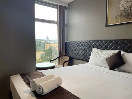 Deluxe Tek Büyük Yataklı Oda