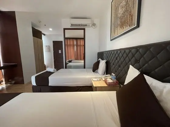 Premier Tek Büyük veya İki Ayrı Yataklı Oda