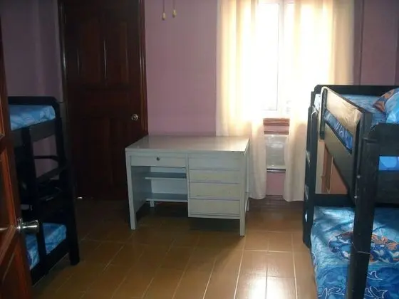 Ortak Ranzalı Oda, Karma Ranzalı Oda (Room B)