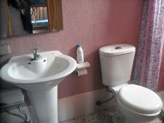 Ortak Ranzalı Oda, Karma Ranzalı Oda (Room B)