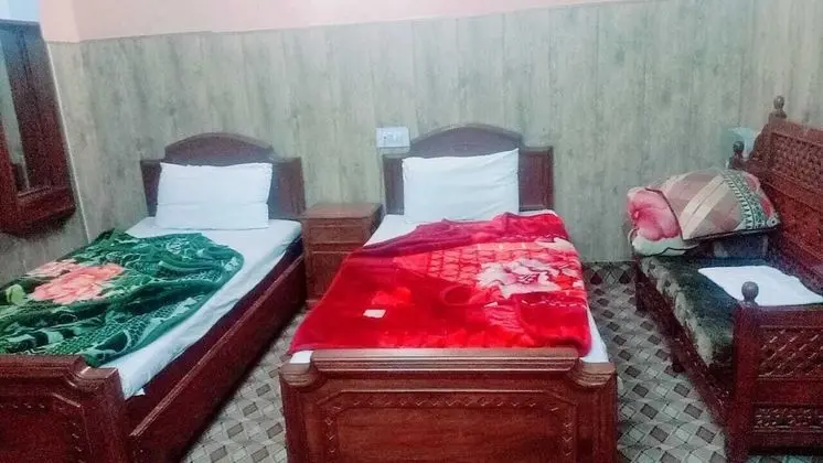 Standard Tek Büyük Yataklı Oda