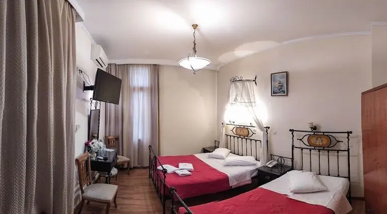 Dört Kişilik Oda