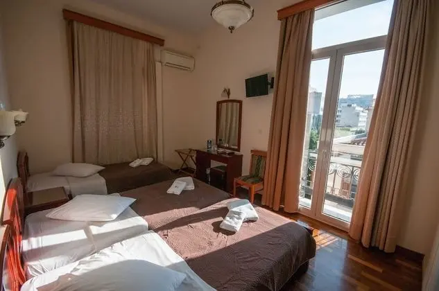 Economy Üç Kişilik Oda