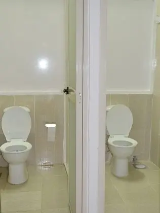 Tek Kişilik Oda, Ortak Banyo