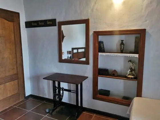 Dört Kişilik Oda, Ortak Banyo, Bahçeli (Graziosa)