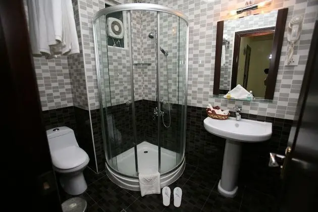 Standard Tek Büyük Yataklı Oda