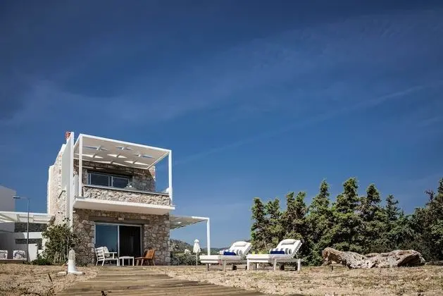 Luxury Villa, 1 Yatak Odası, Kişiye Özel Havuzlu, Plaj Kenarı (Kedros)