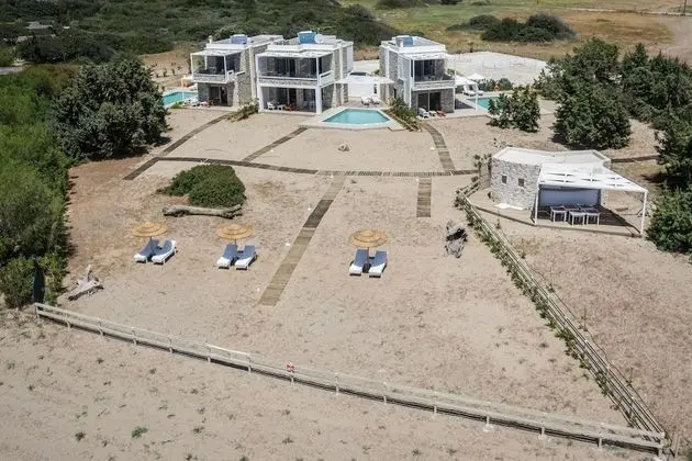 Luxury Villa, 1 Yatak Odası, Kişiye Özel Havuzlu, Plaj Kenarı (Kedros)