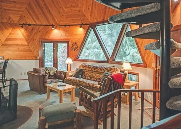 Kulübe, Birden Çok Yatak (Cedar Creek Hideaway)