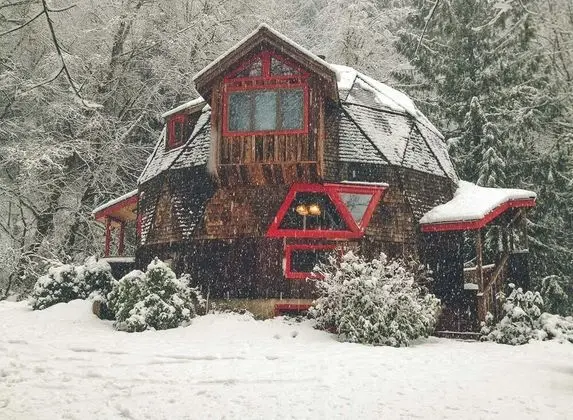 Kulübe, Birden Çok Yatak (Cedar Creek Hideaway)