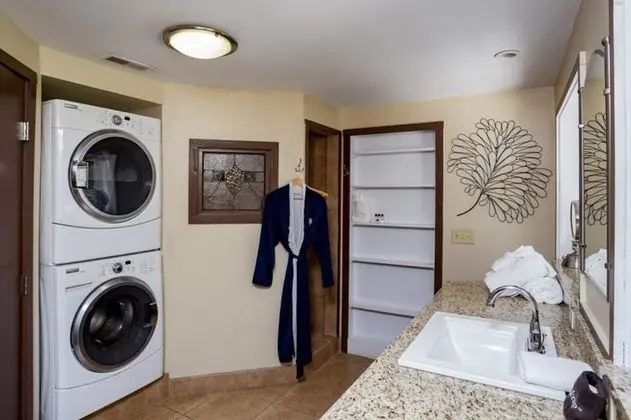 Süit, Özel Banyo (The Stables Suite)