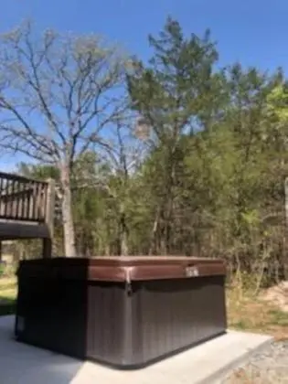 Ev (Cedar Crest Lodge - Resort Amenities )