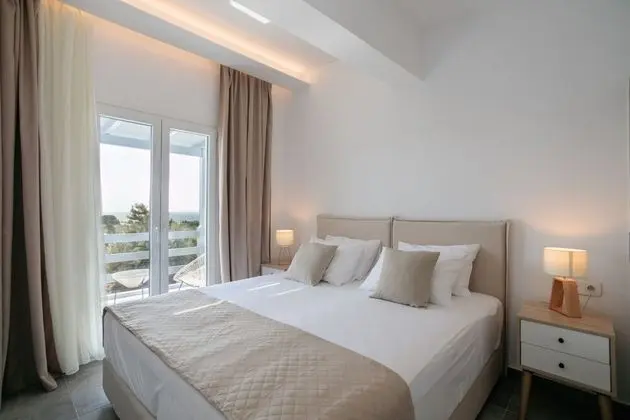 Villa, 4 Yatak Odası, Kişiye Özel Havuzlu