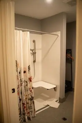 Accessible Suite (ADA)
