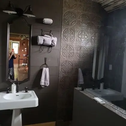 Ev, 1 Büyük (Queen) Boy Yatak, Veranda, Havuz Manzaralı