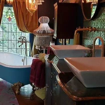 Ev, 1 Büyük (Queen) Boy Yatak, Veranda, Havuz Manzaralı