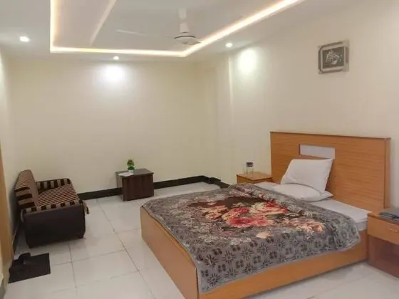 Deluxe Tek Büyük Yataklı Oda