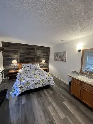 Standard Oda, 1 Büyük (Queen) Boy Yatak