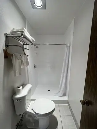 Standard Oda, 1 Büyük (Queen) Boy Yatak