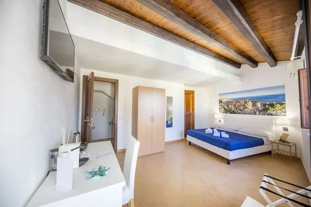 Deluxe Tek Büyük Yataklı Oda, Deniz Manzaralı