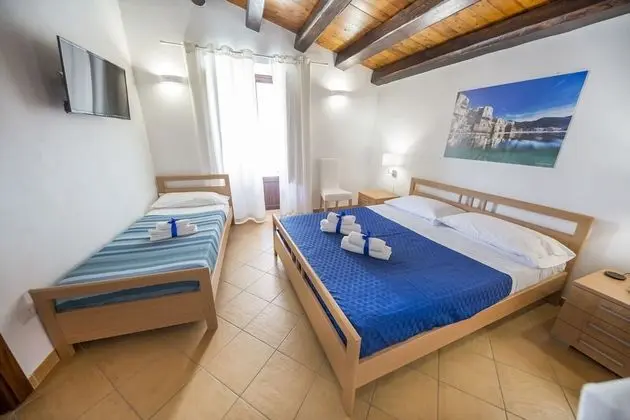 Üç Kişilik Oda, Balkon