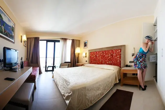 1 Çift ​​kişilik Yatak Sea View With Balcony