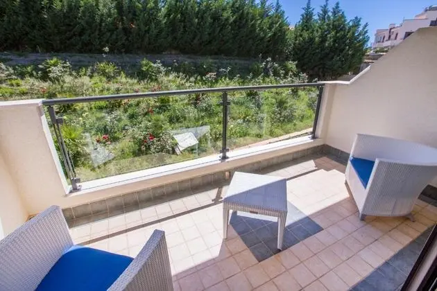 Çift Kişilik Tek Kişi Kullanım Garden View With Balcony